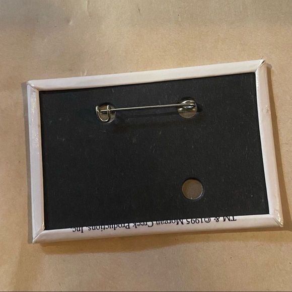 Ace Ventura pin - Picture 2 of 2